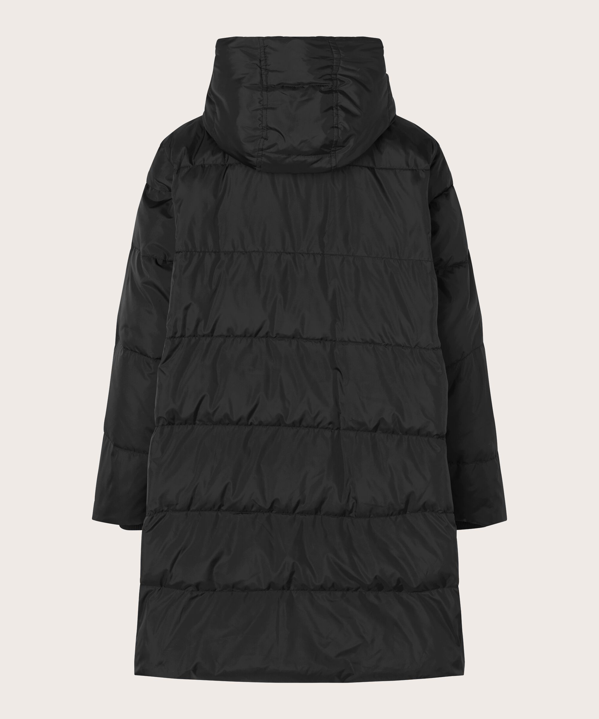 Thilde Dunkappa, Black