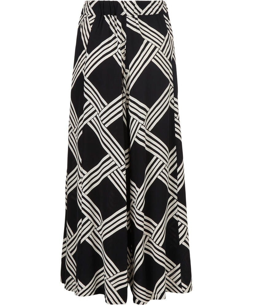 PAMEL BYXOR, Black