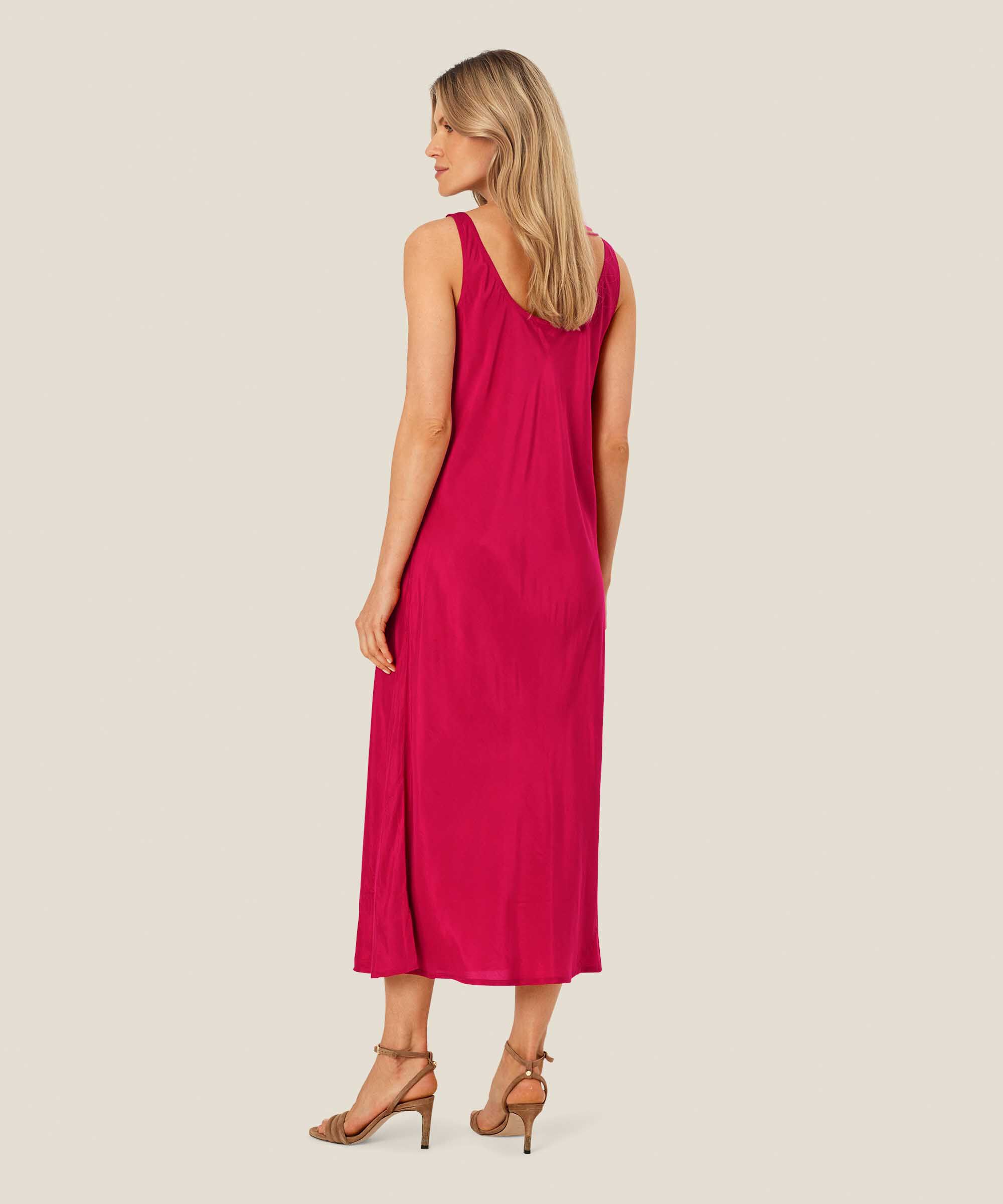 Odell Klänning, Persian Red