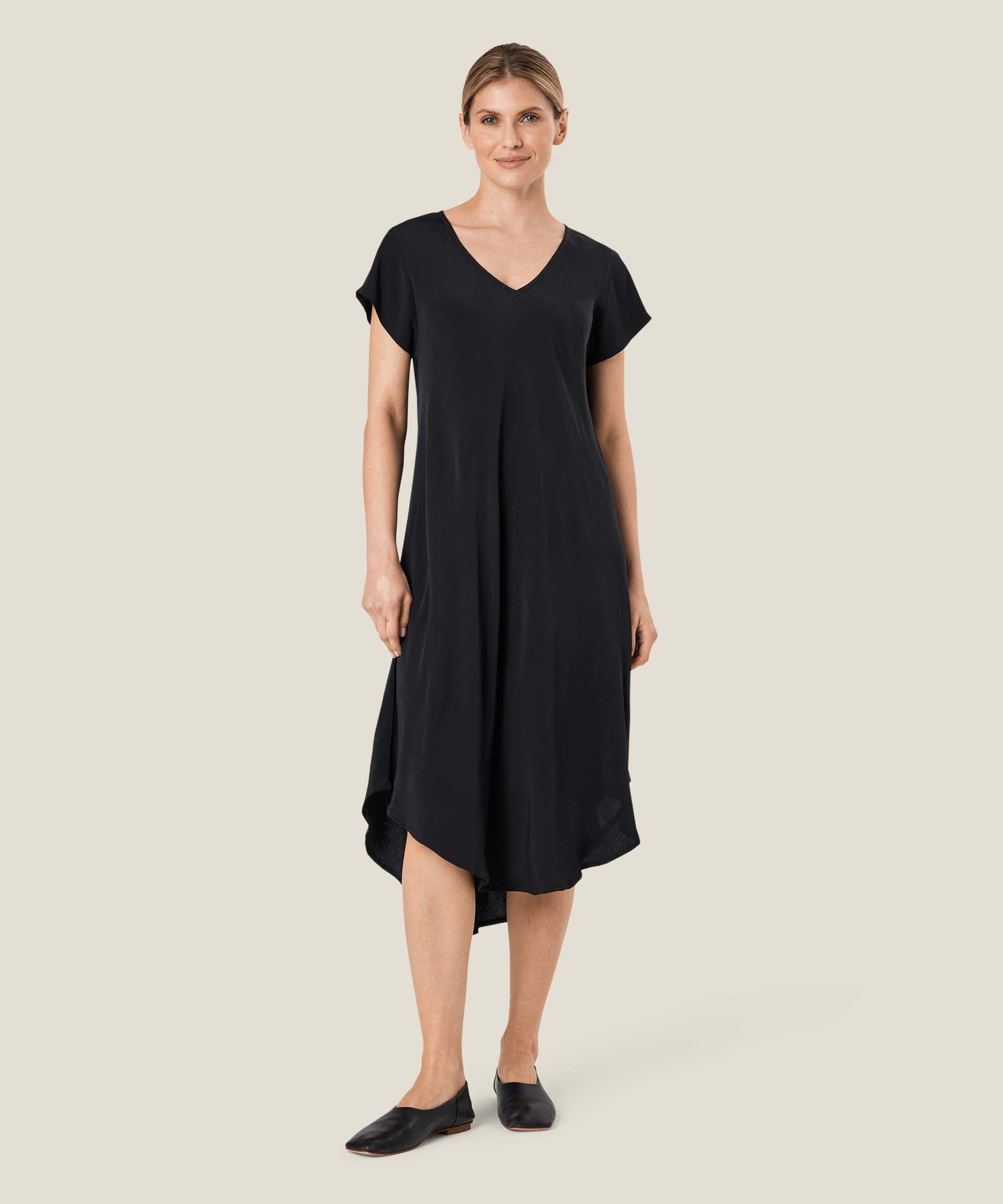 Nebili Klänning, Black