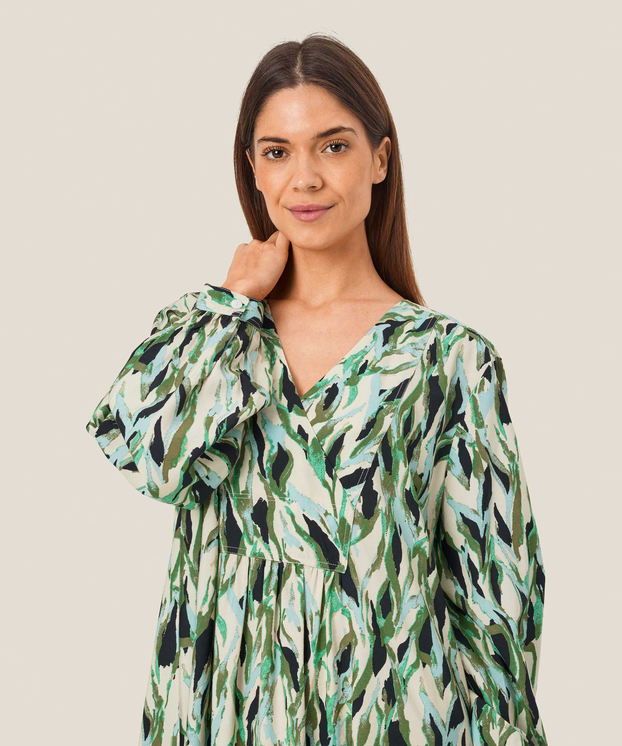 Noemma Klänning, D. Lichen Green