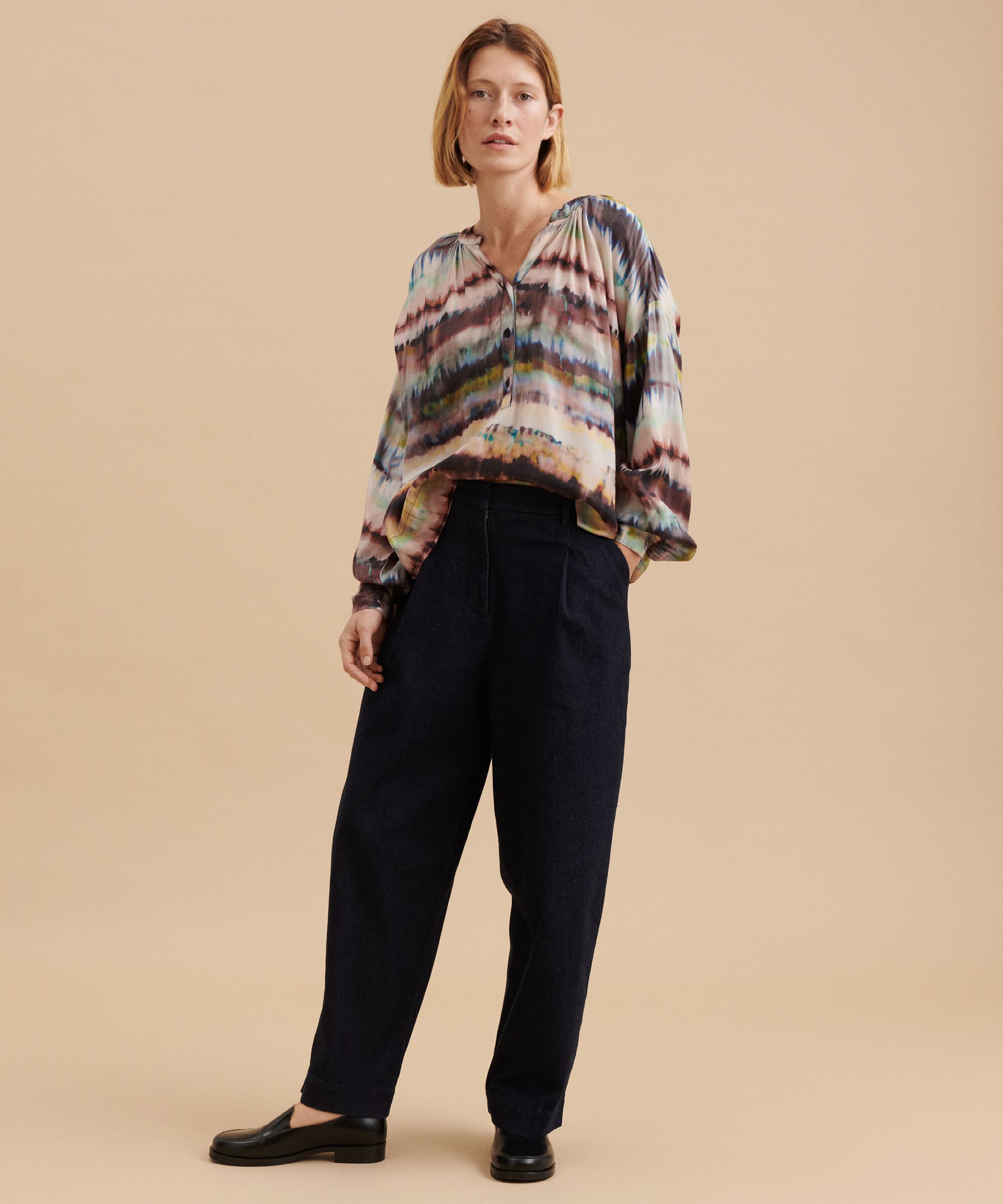 Dolma Blus, Misty Rose