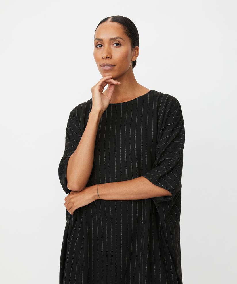 Nujanka JERSEY Klänning, Black