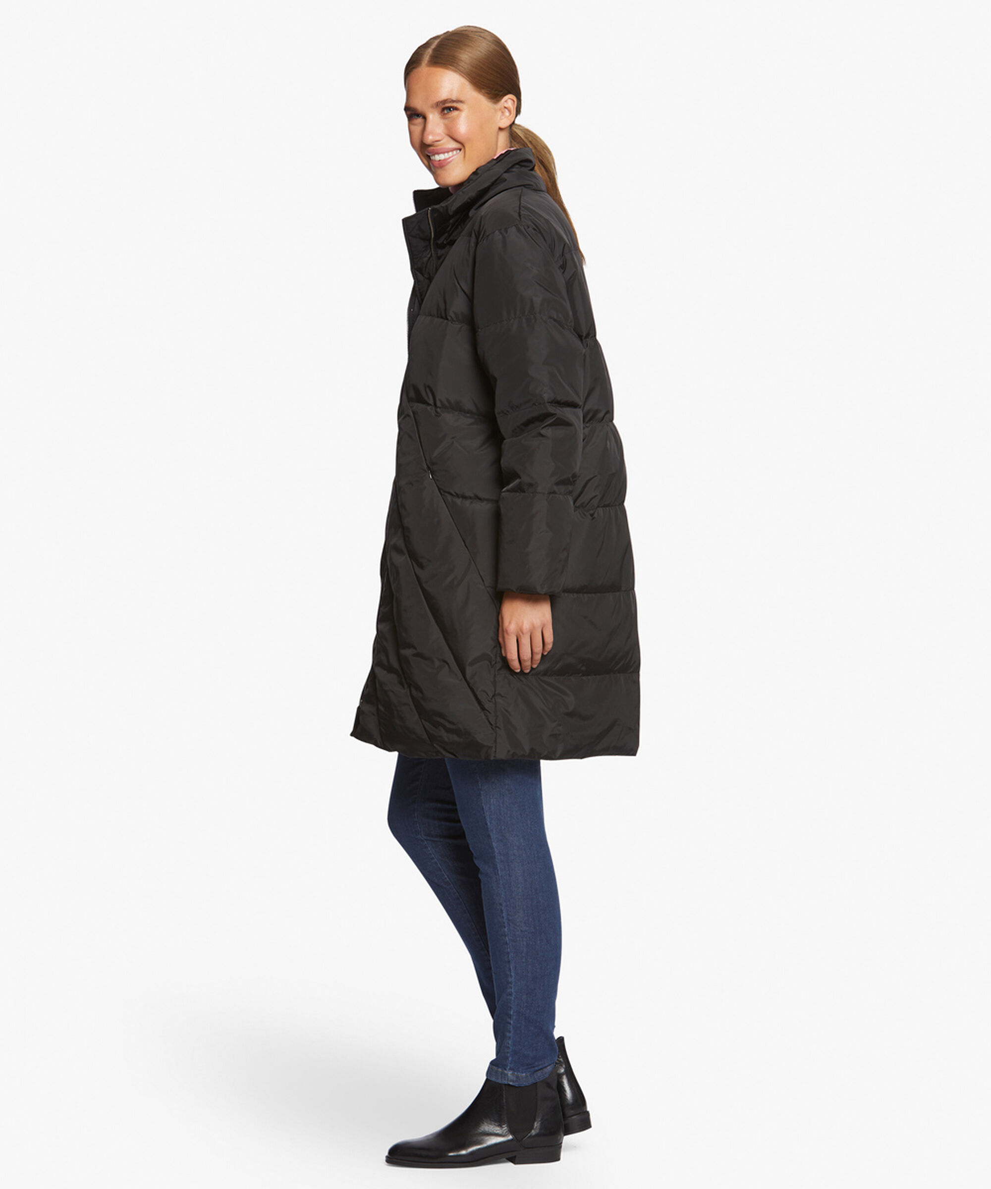 TIPPI KAPPA, Black