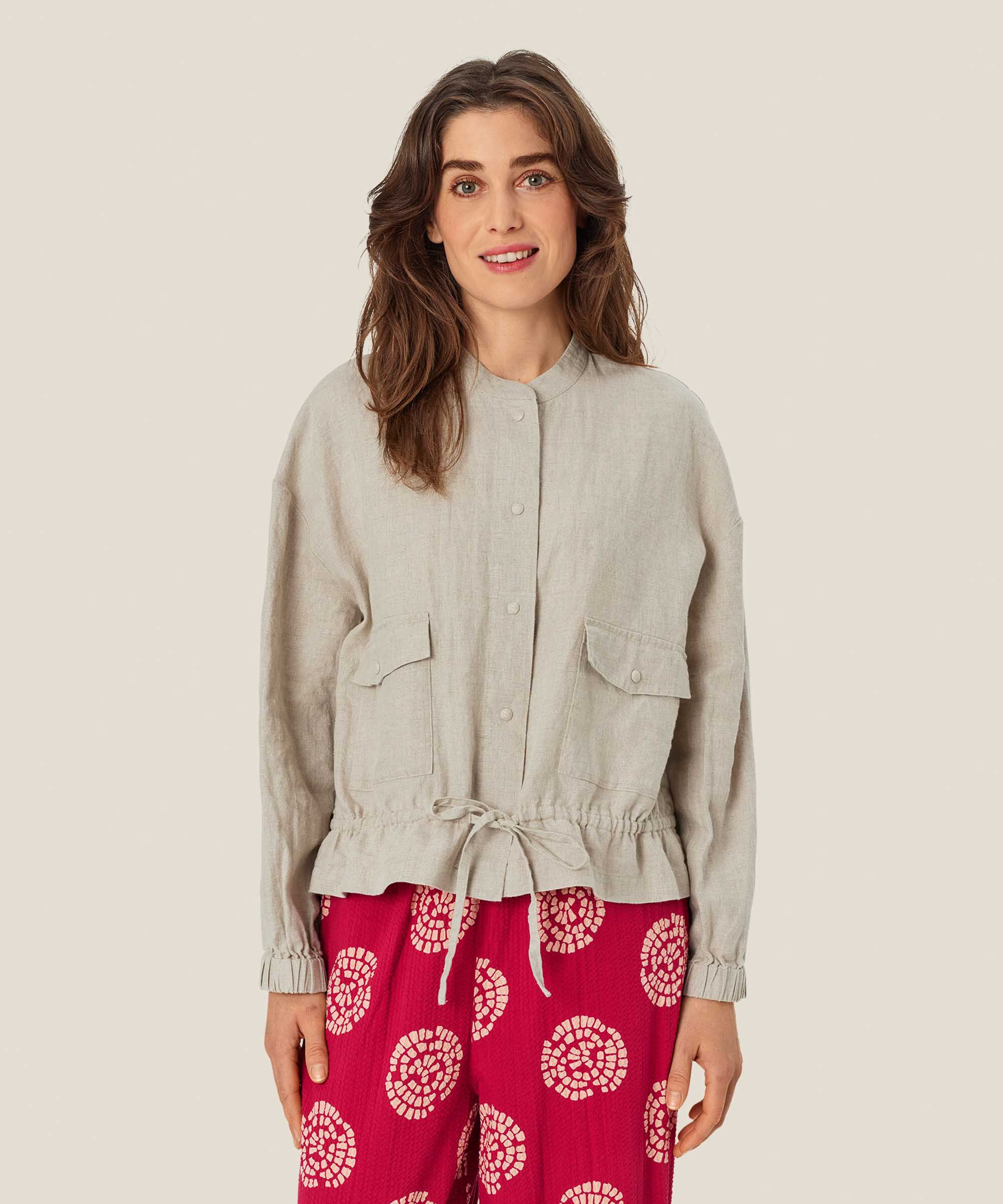 Junoa Jacka, Natural