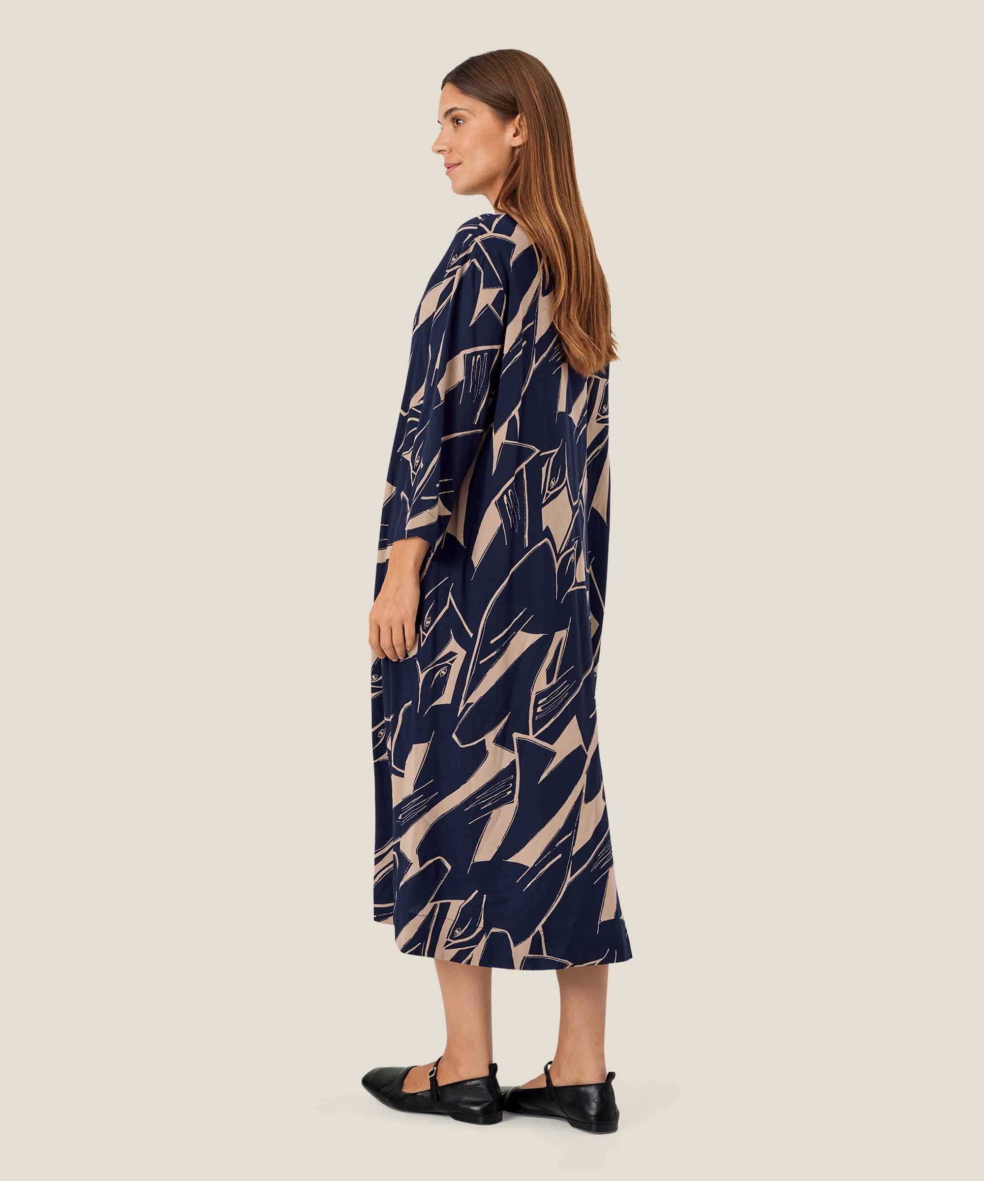 Nasiso Klänning, Navy Blazer