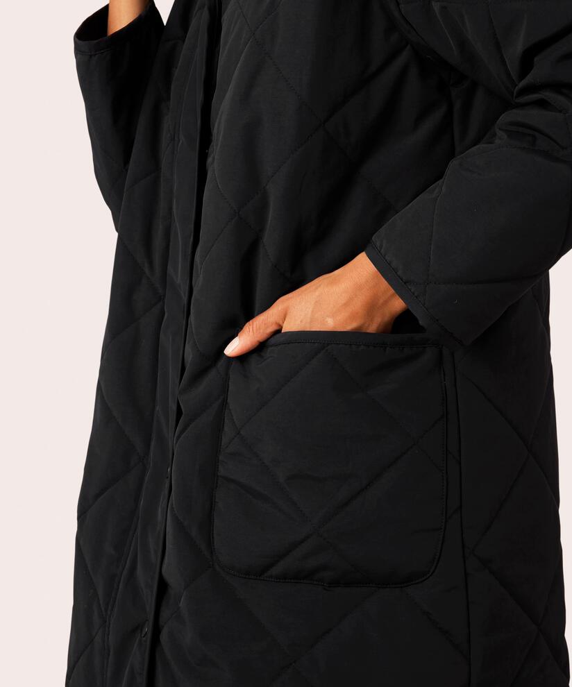Tinka Kappa, Black