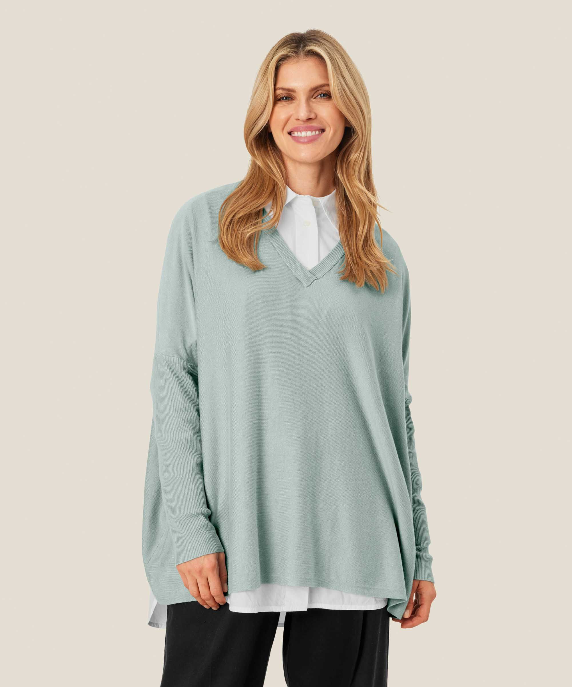 Fronia Topp, Ether