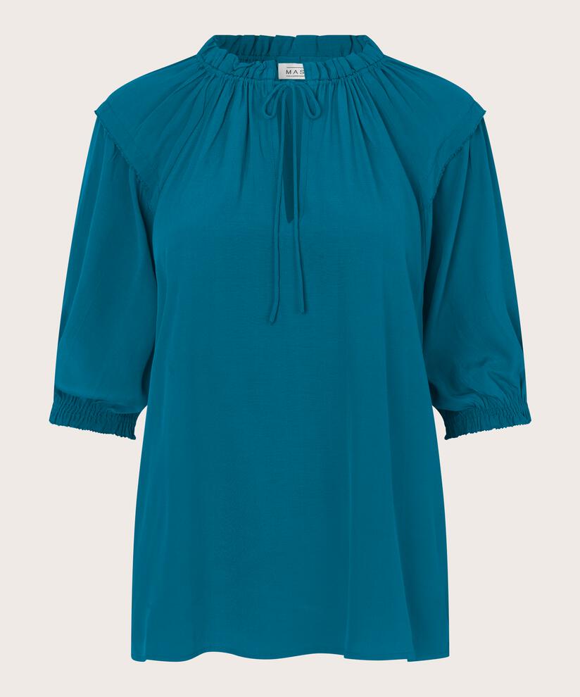 Dolani Blus, Celestial