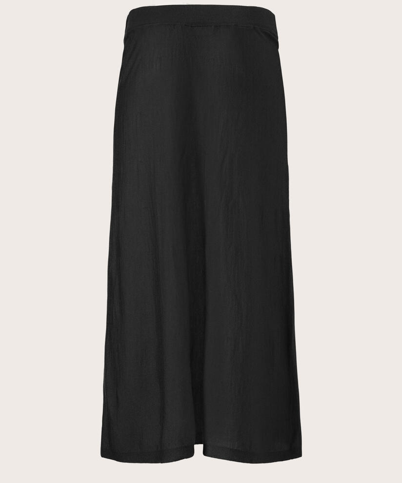 Stina Kjol, Black