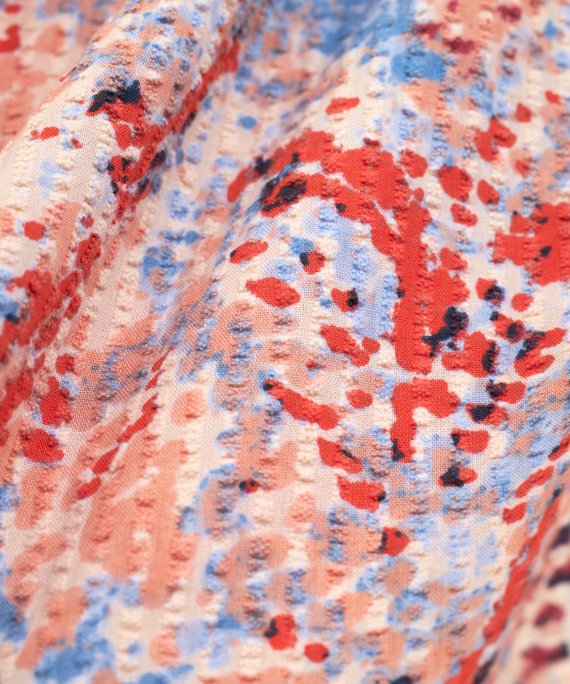 Danette Blus, Orange com