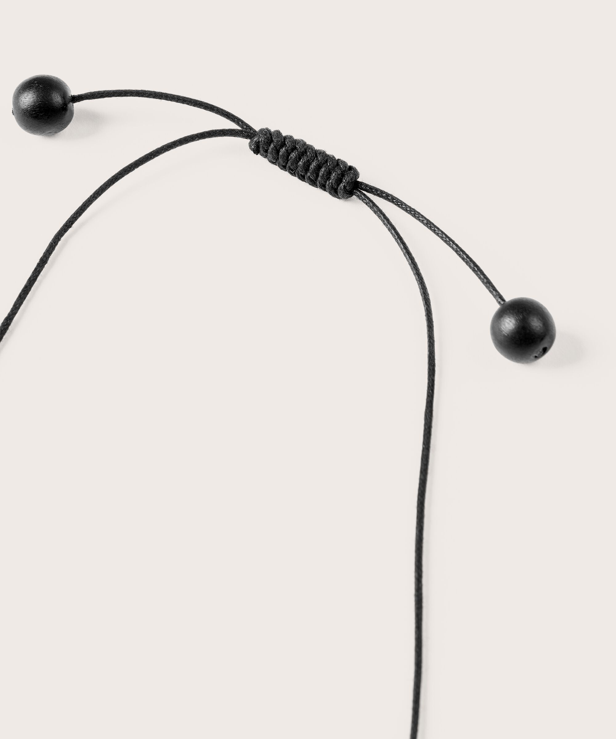 Rykka Halsband, Black