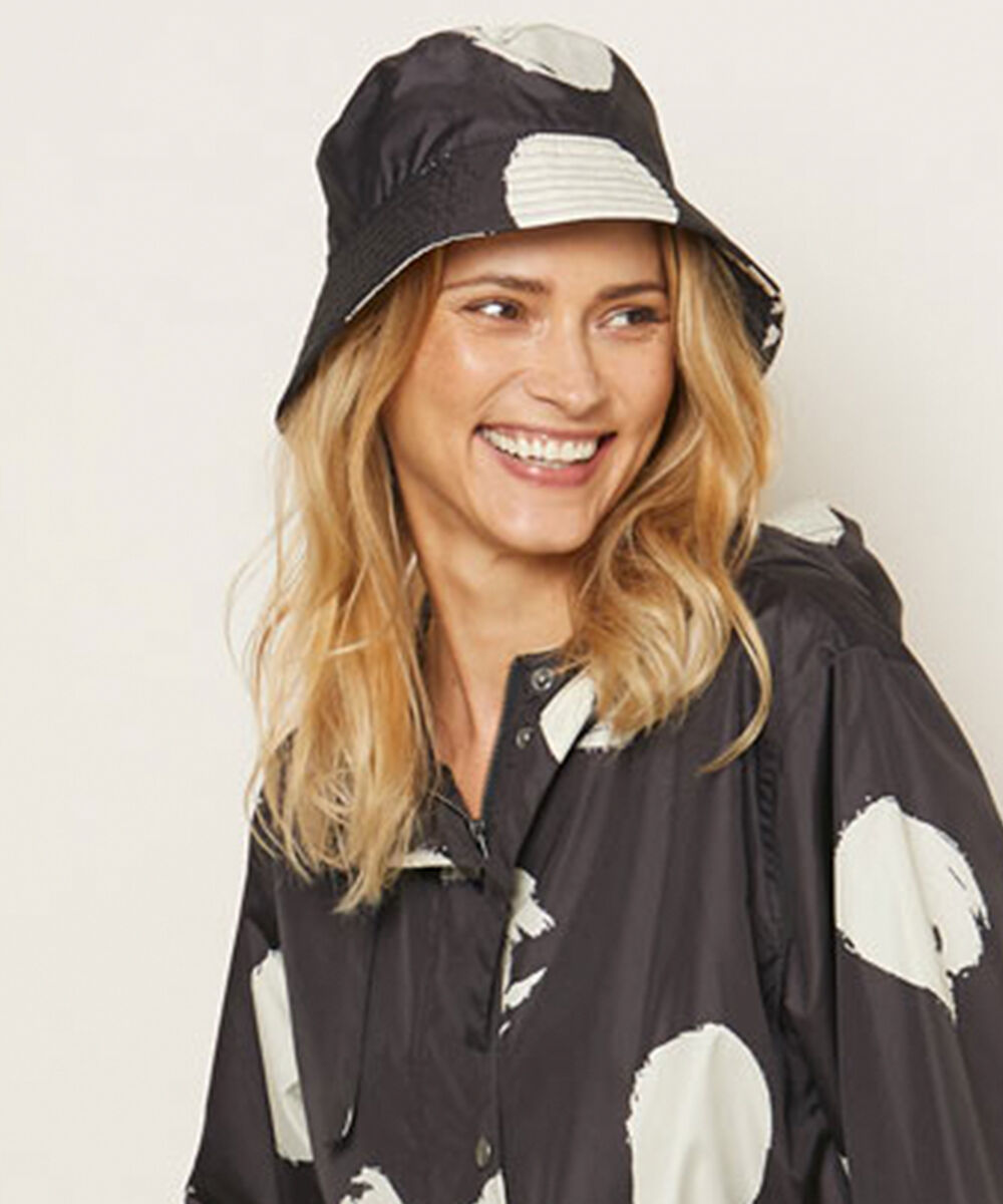 ADARA FISKARHATT, Whitecap