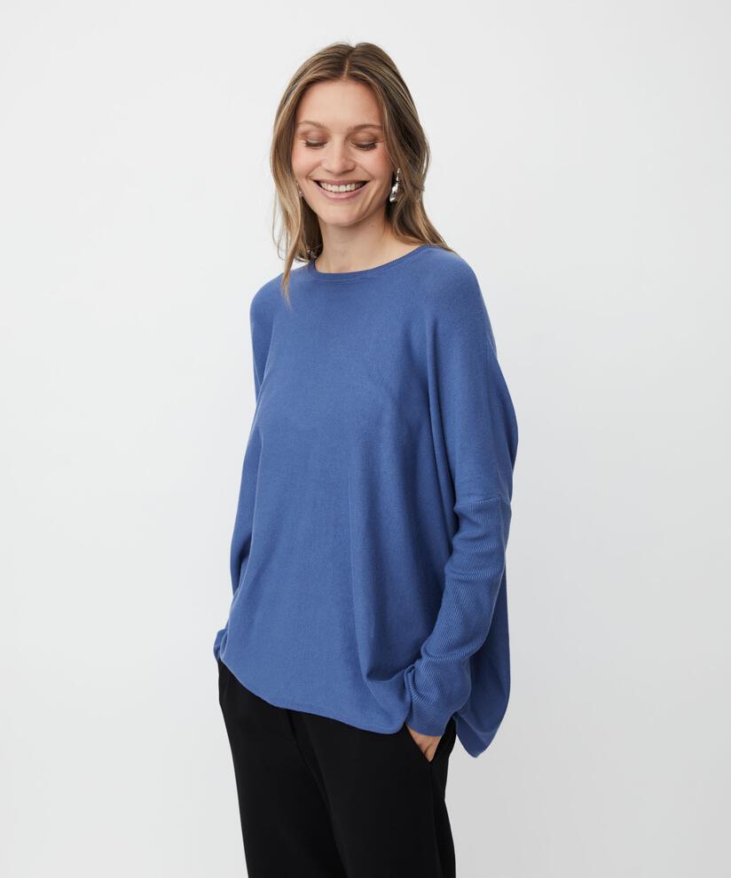 Fanasi Topp, Bijou Blue