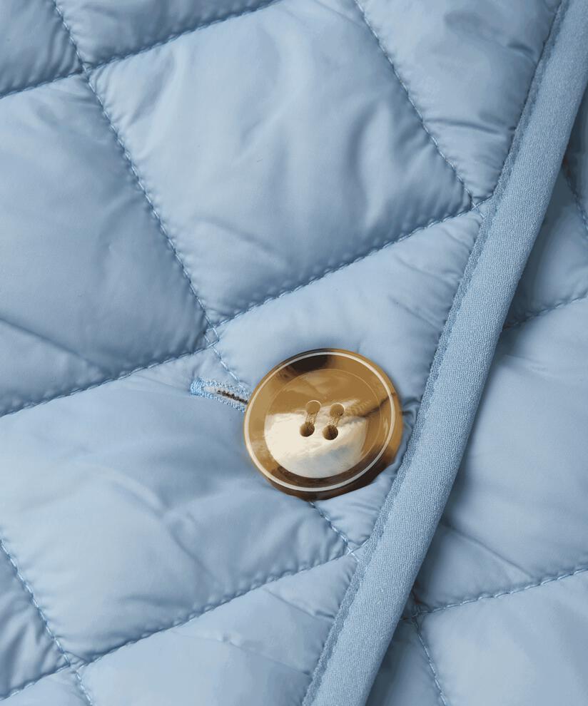 Talla Jacka, Ashley Blue