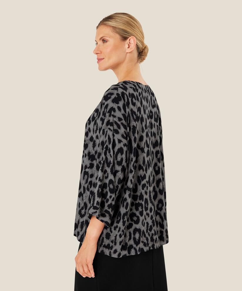 Becca Blus, Steel Grey