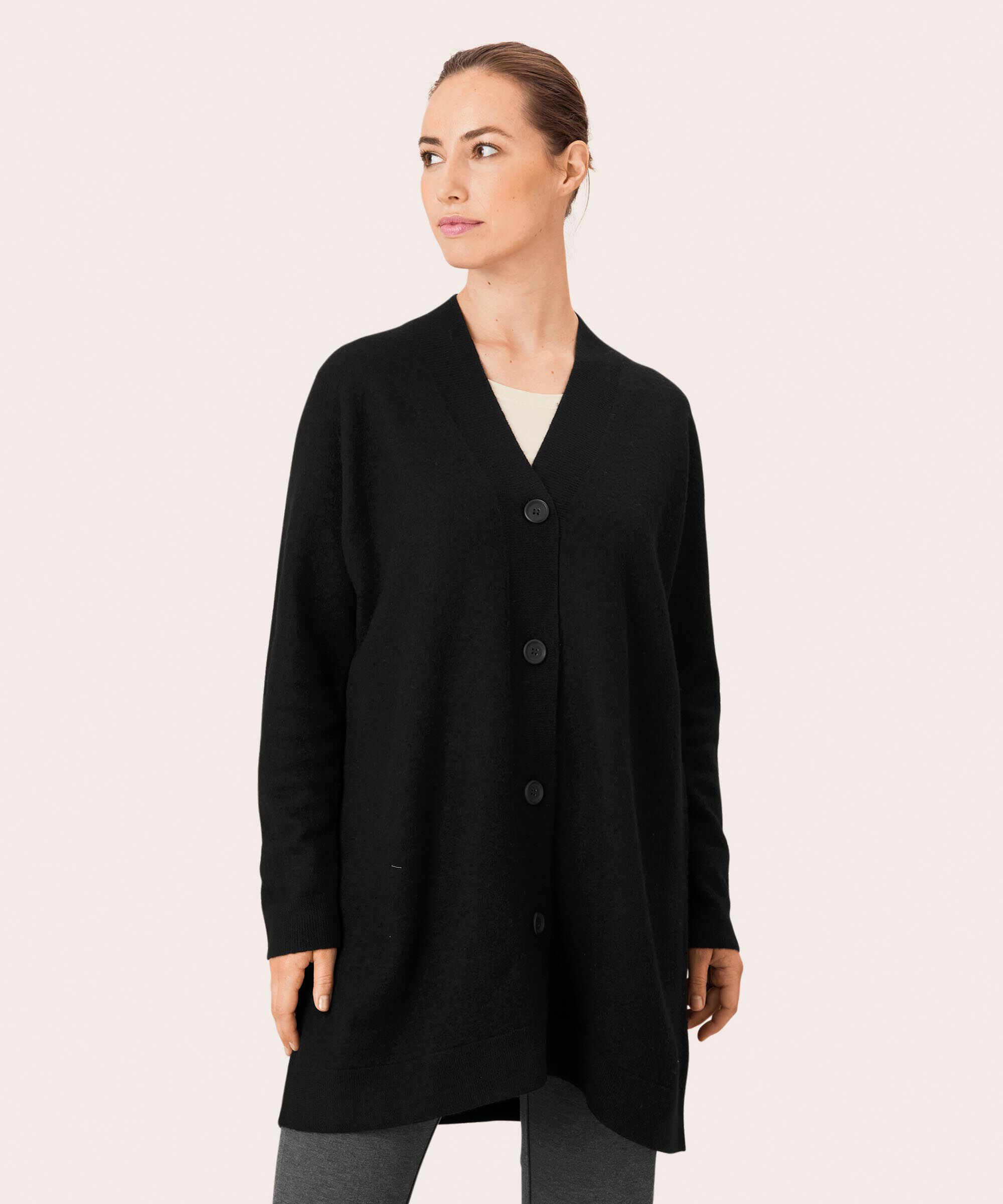 LUCIA KOFTA, Black