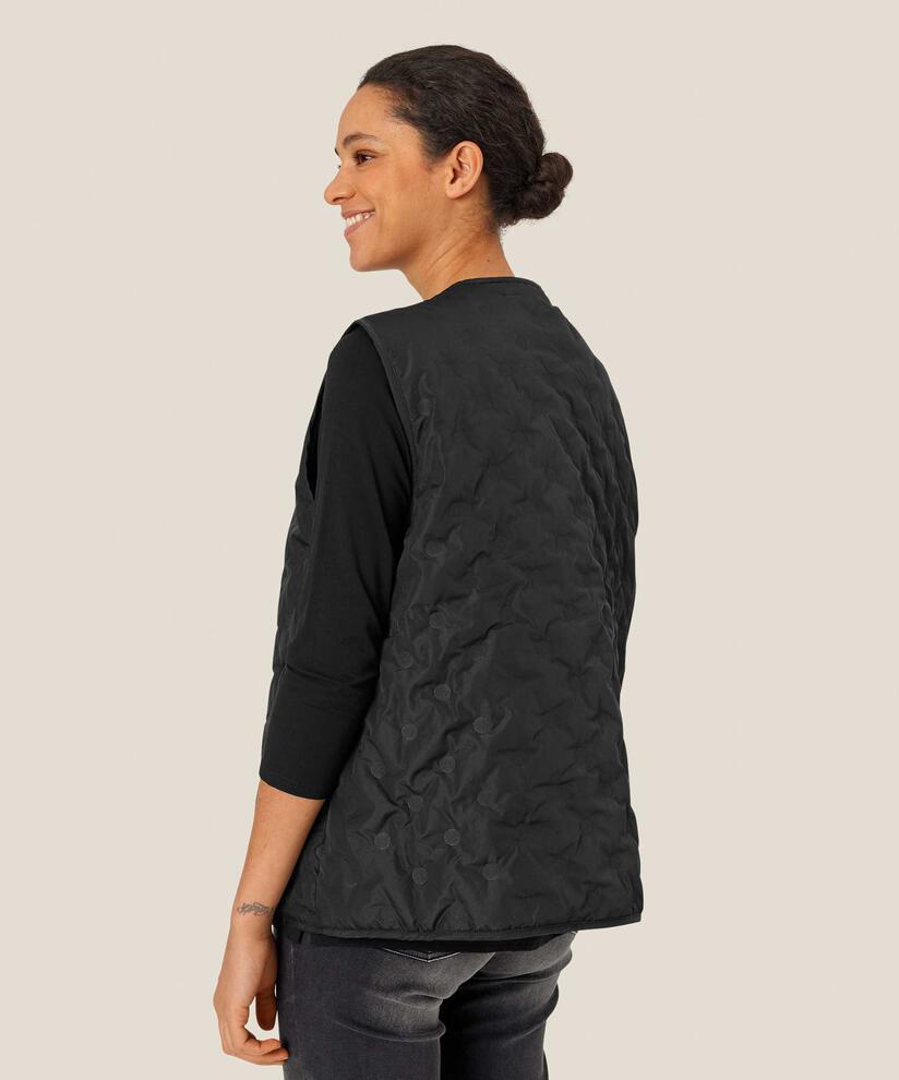 Tutta Väst, Black