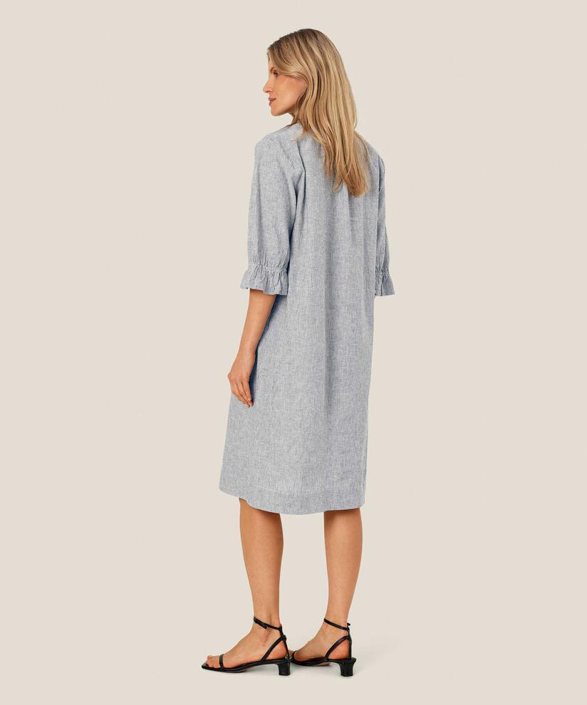 Natalia Klänning, Black