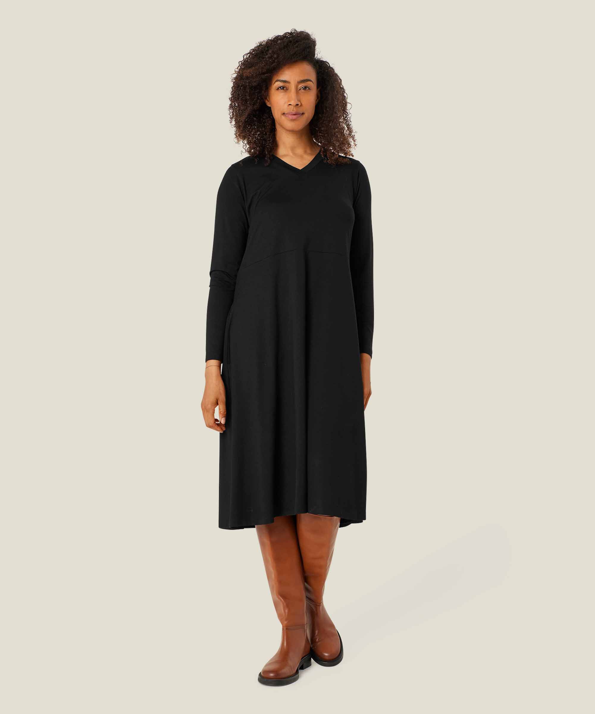 Natsuko JERSEY Klänning, Black