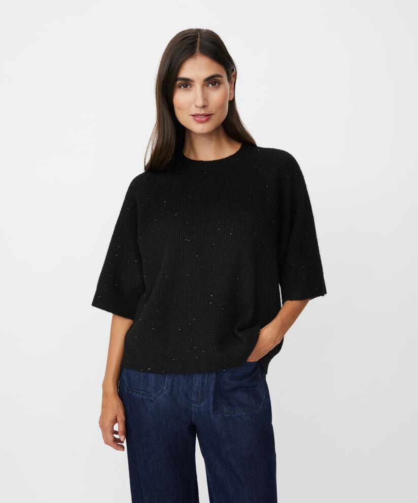 Farinna Topp, Black