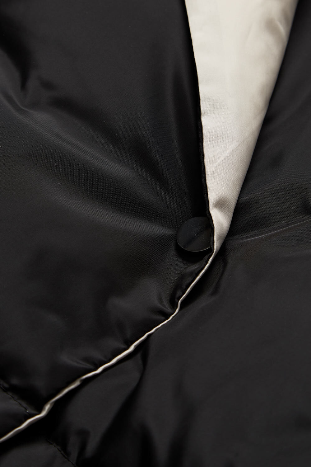 TUSNA DUNKAPPA, Black/Pumice