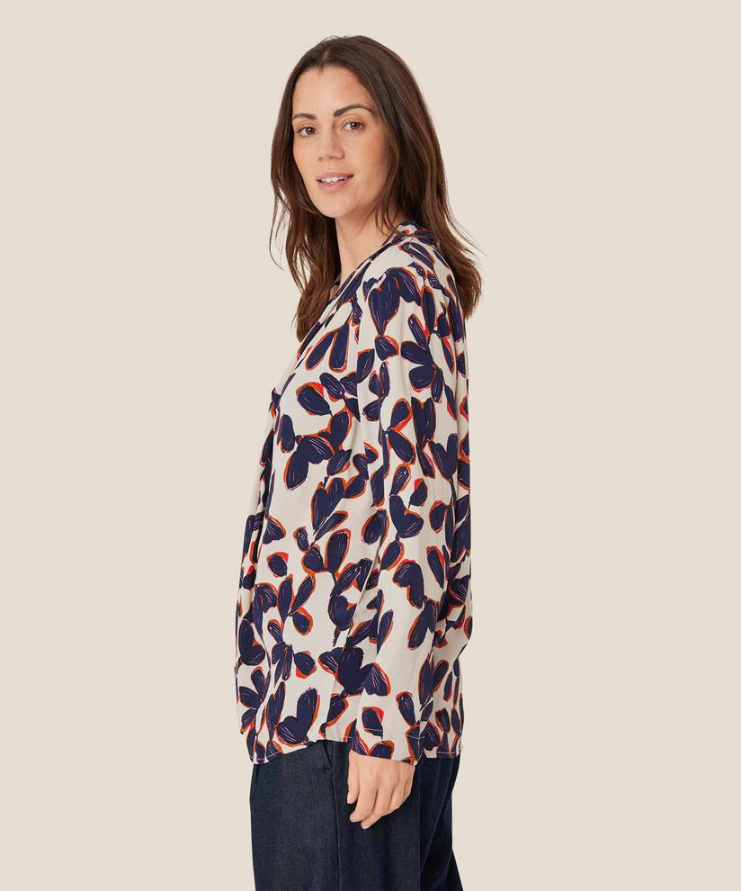Bethany Topp, Umber