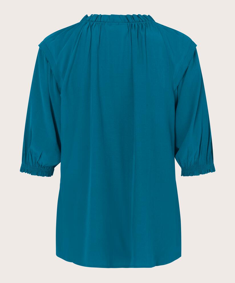 Dolani Blus, Celestial