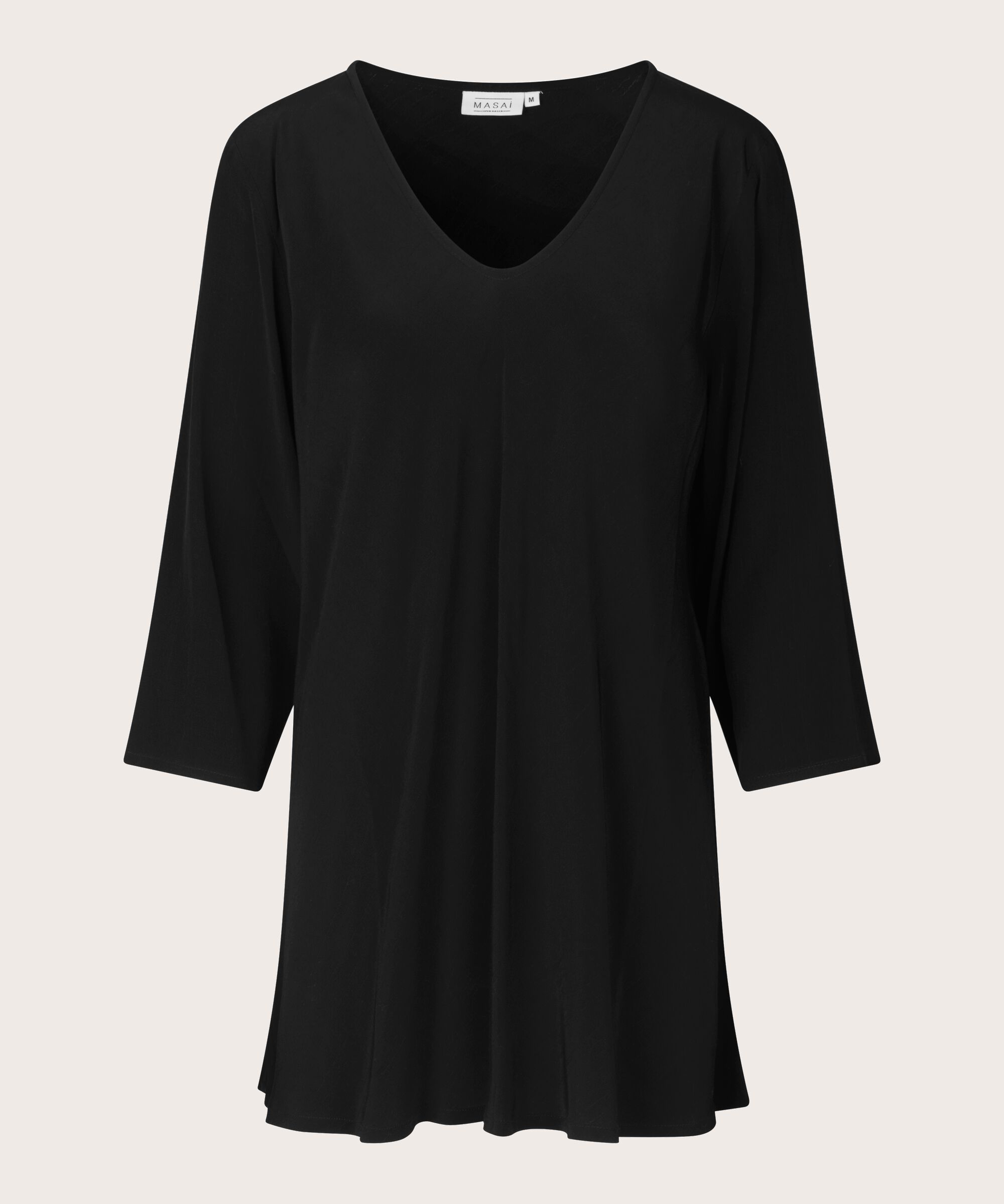 Kata Blus, Black