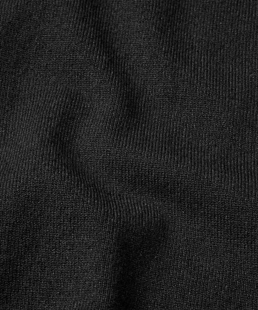 Firion topp, Black