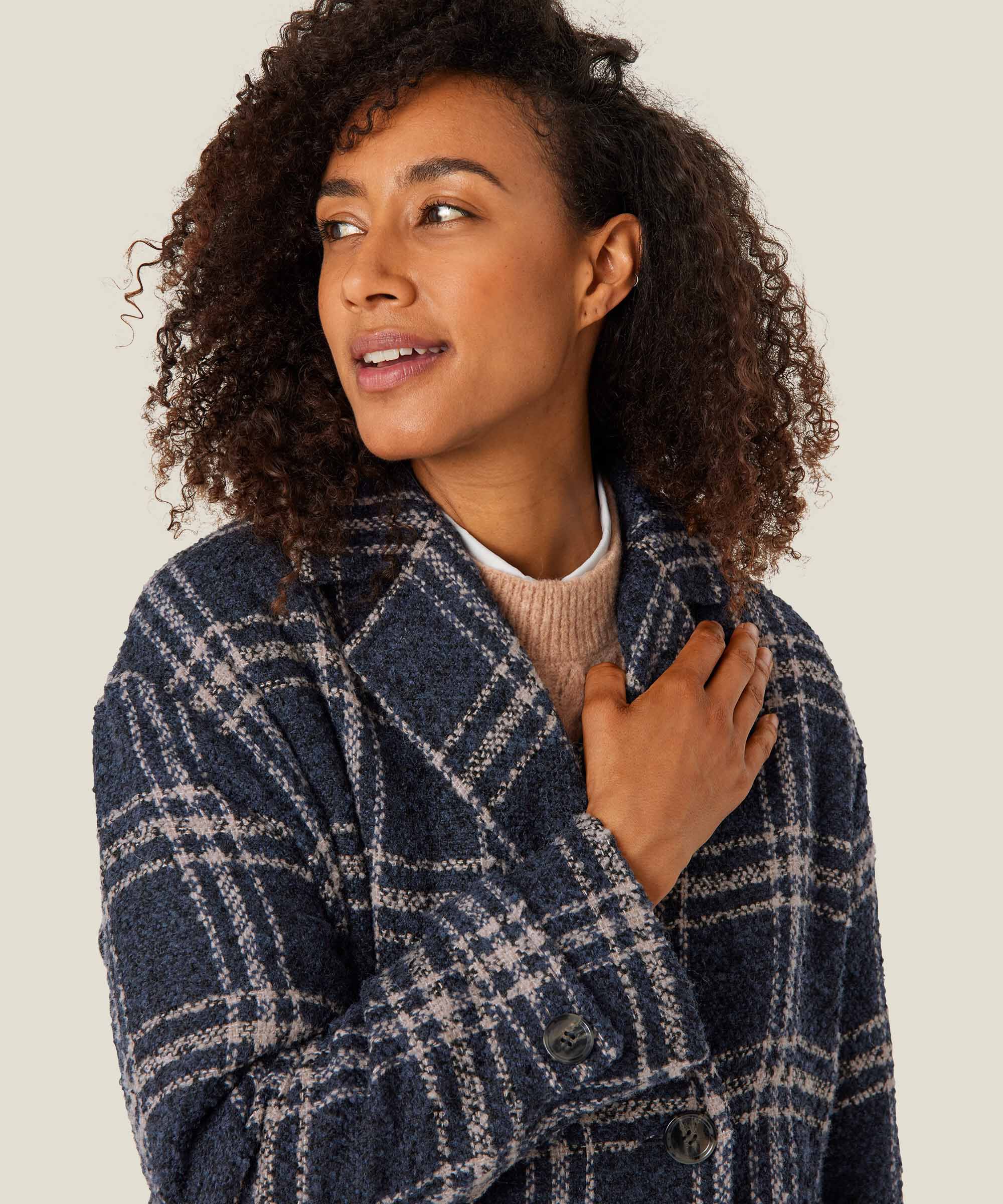 Thisbe Kappa, Moonlit Ocean