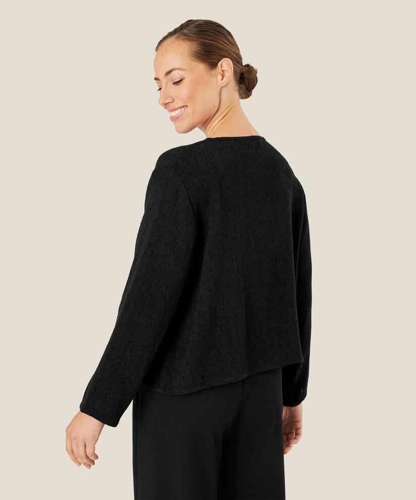 Julitta Jacka, Black