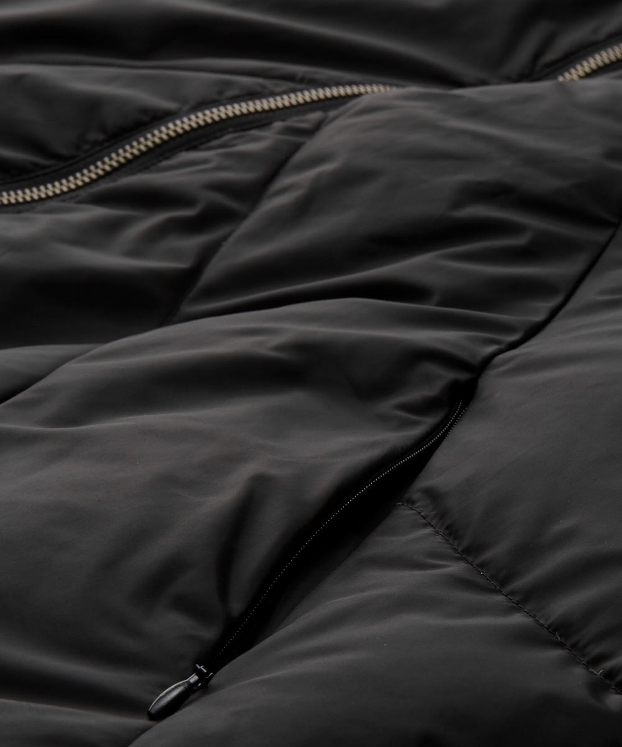 TIPPI KAPPA, Black