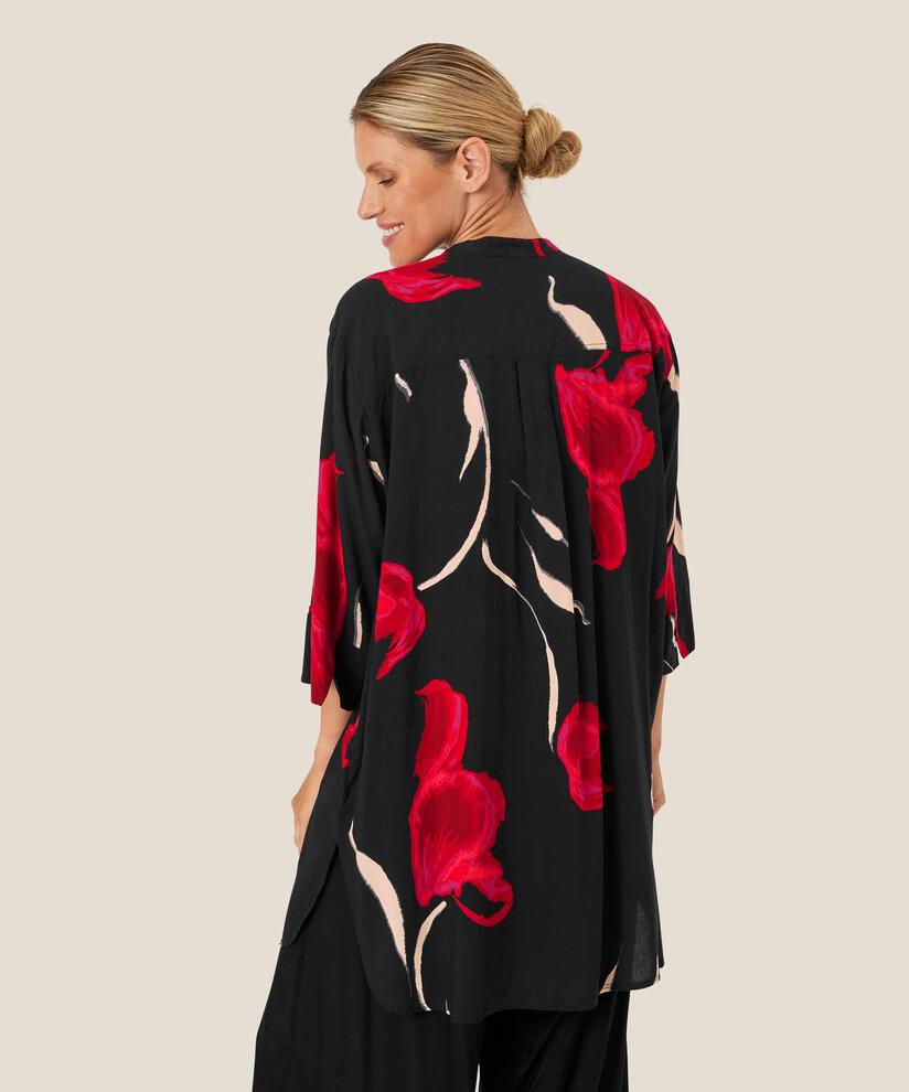 Geam Skjorta, Haute Red
