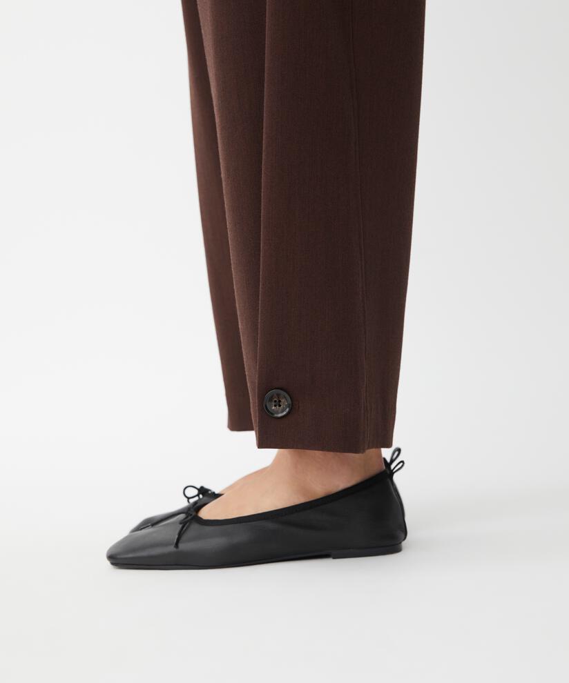 Punna Byxor, Sh. Chocolate