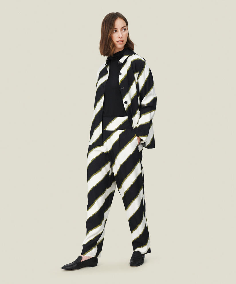 PAI BYXOR, Capulet Olive