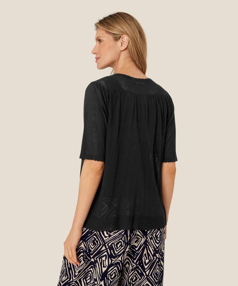 Lamila Kofta, Black