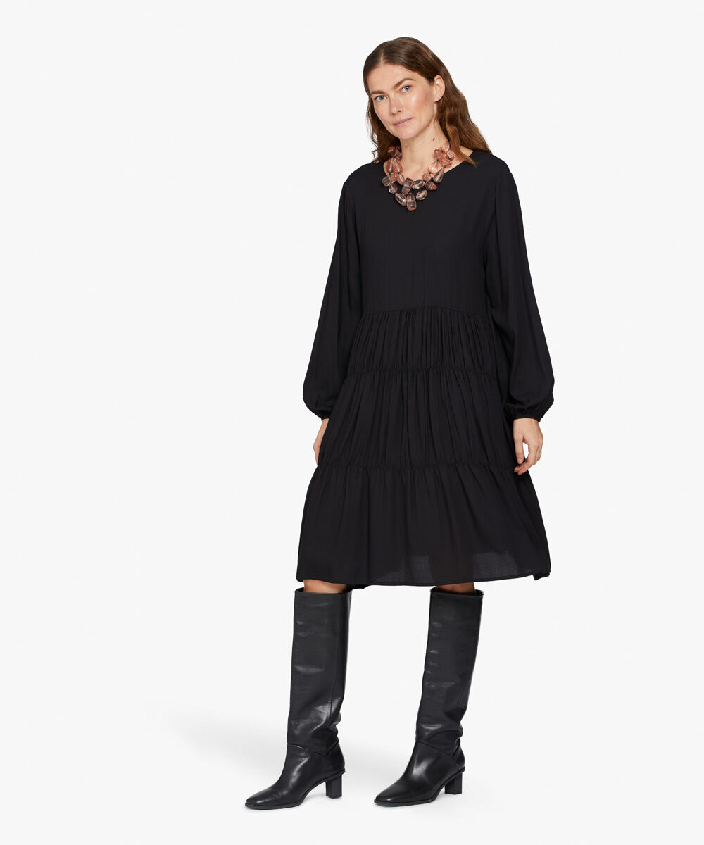 ROSE HALSBAND, Winetasting