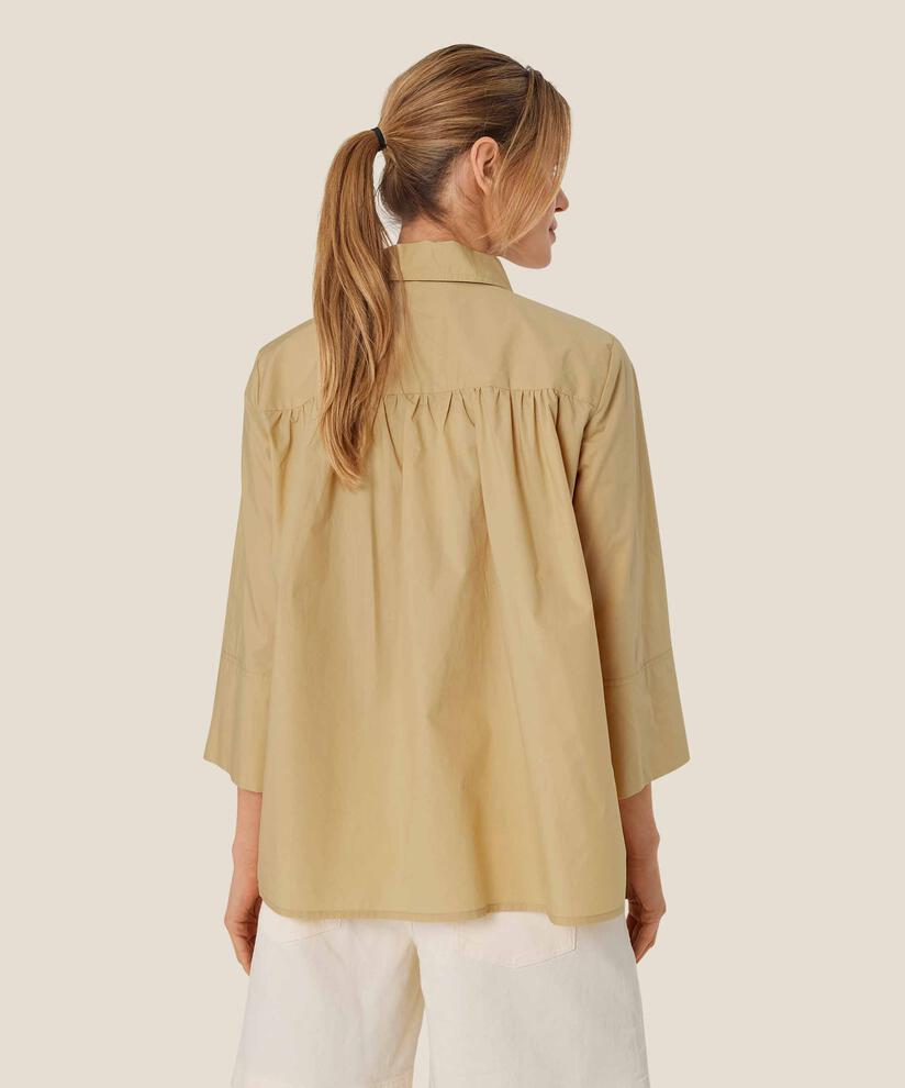 Briallen Blus, Pale Khaki