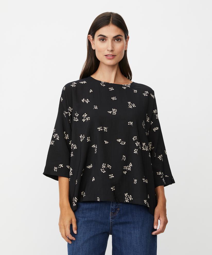 Becca Blus, Black