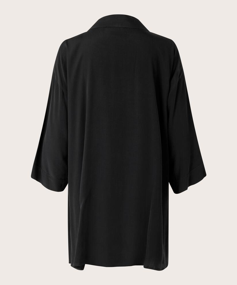 Josslyn Jacka, Black