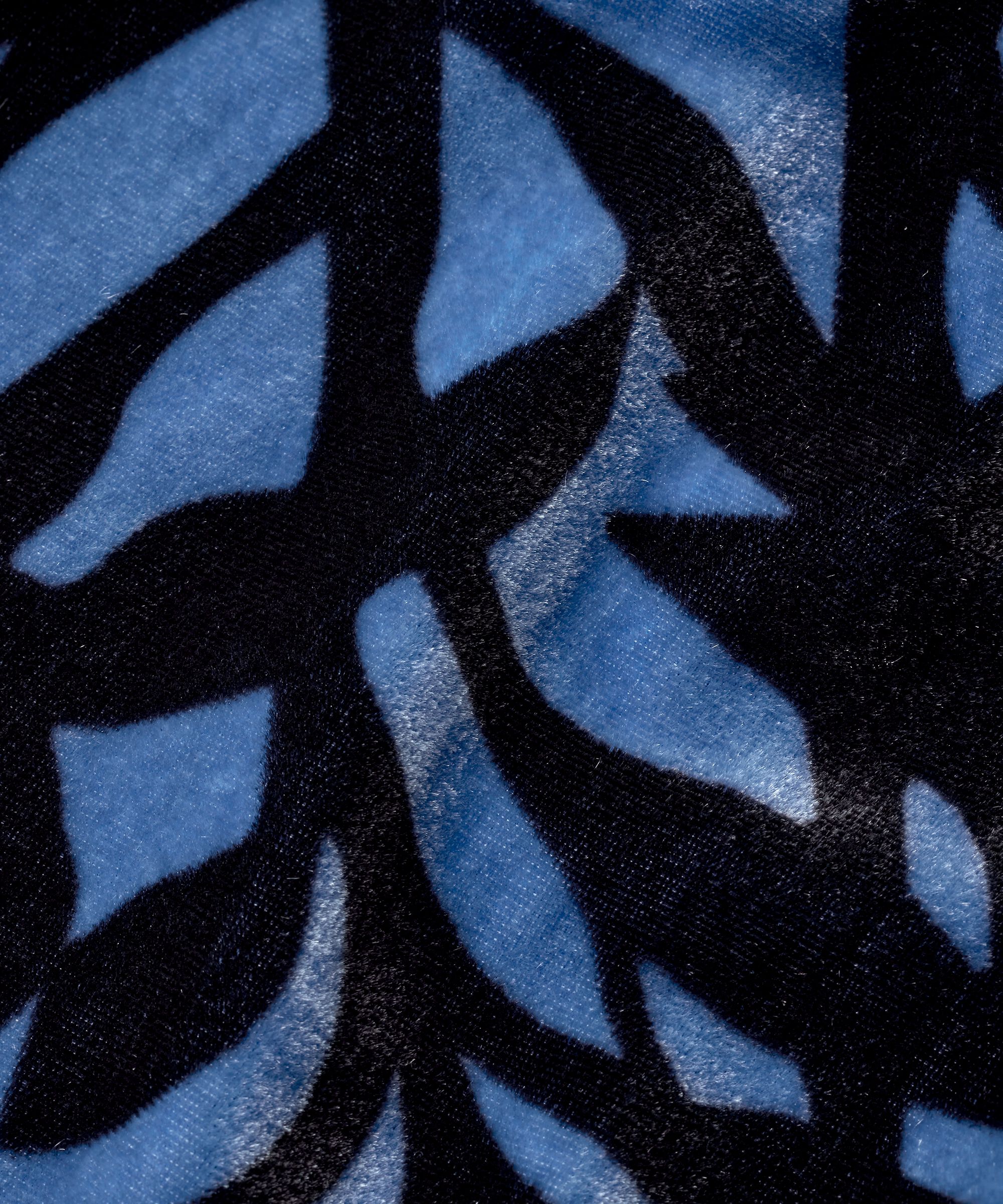 Bernadette Blus, Federal Blue