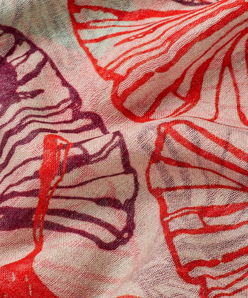 Adelelia Scarf, Poinciana