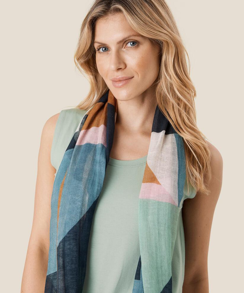 Arabel Scarf, Jadeite