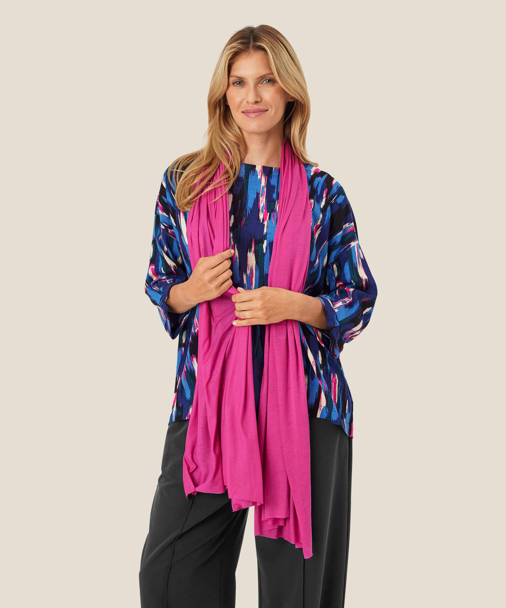 Amega JERSEY Scarf, Fuchsia Red