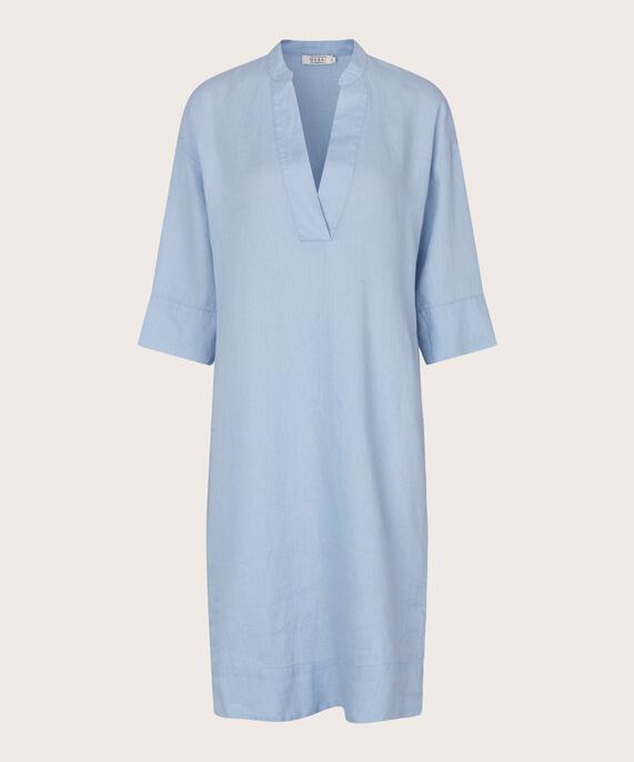 Namu Klänning, Cel Blue