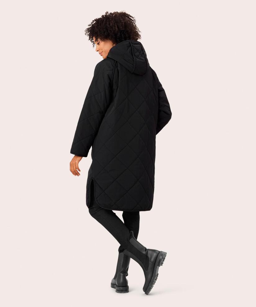 Tinka Kappa, Black