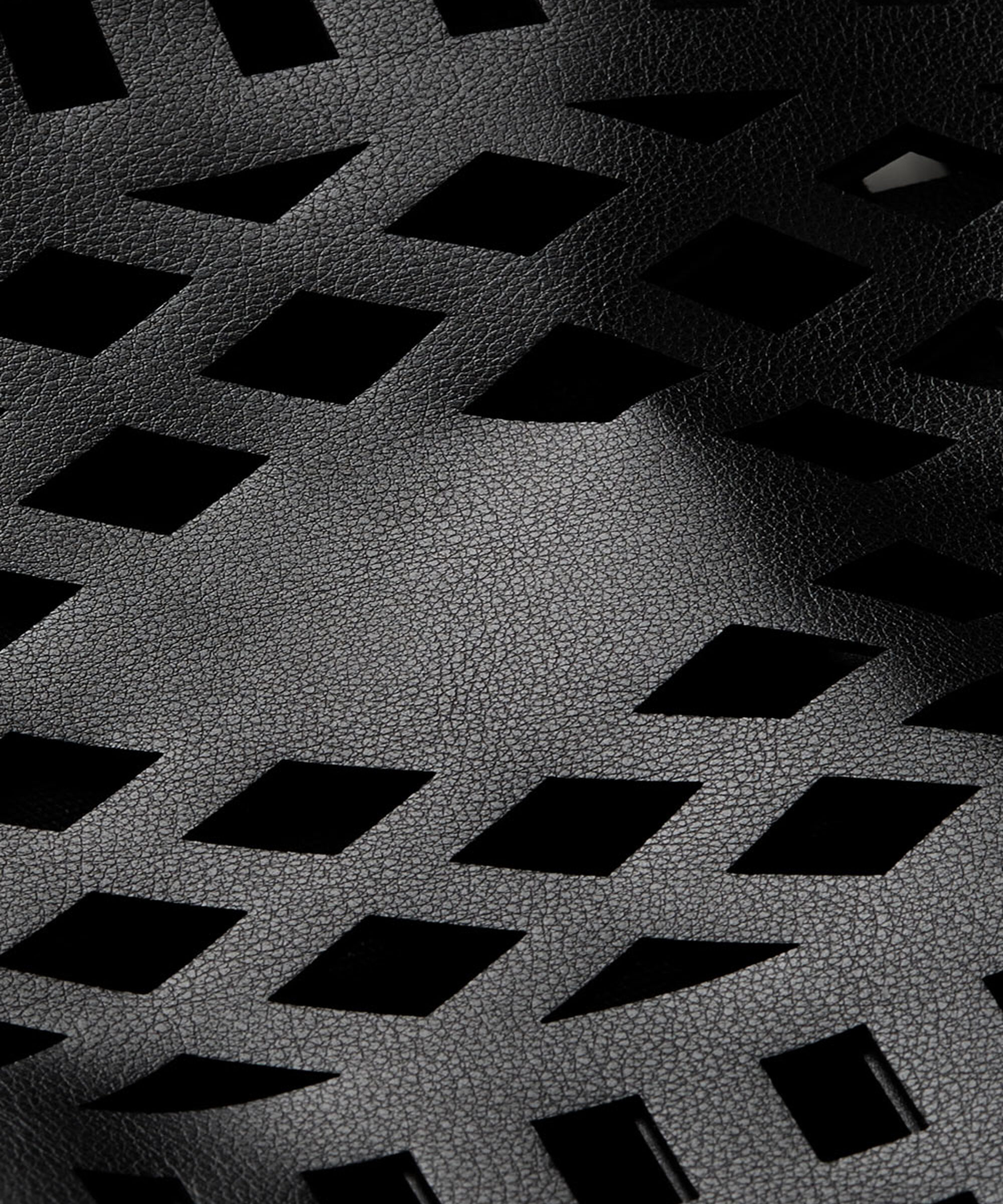 RESSIE TASKE, Black