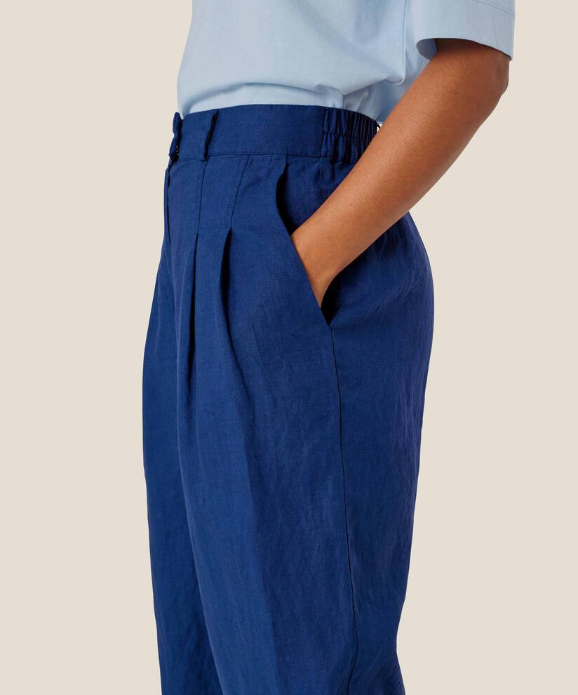 Perli Byxa, Navy Peony
