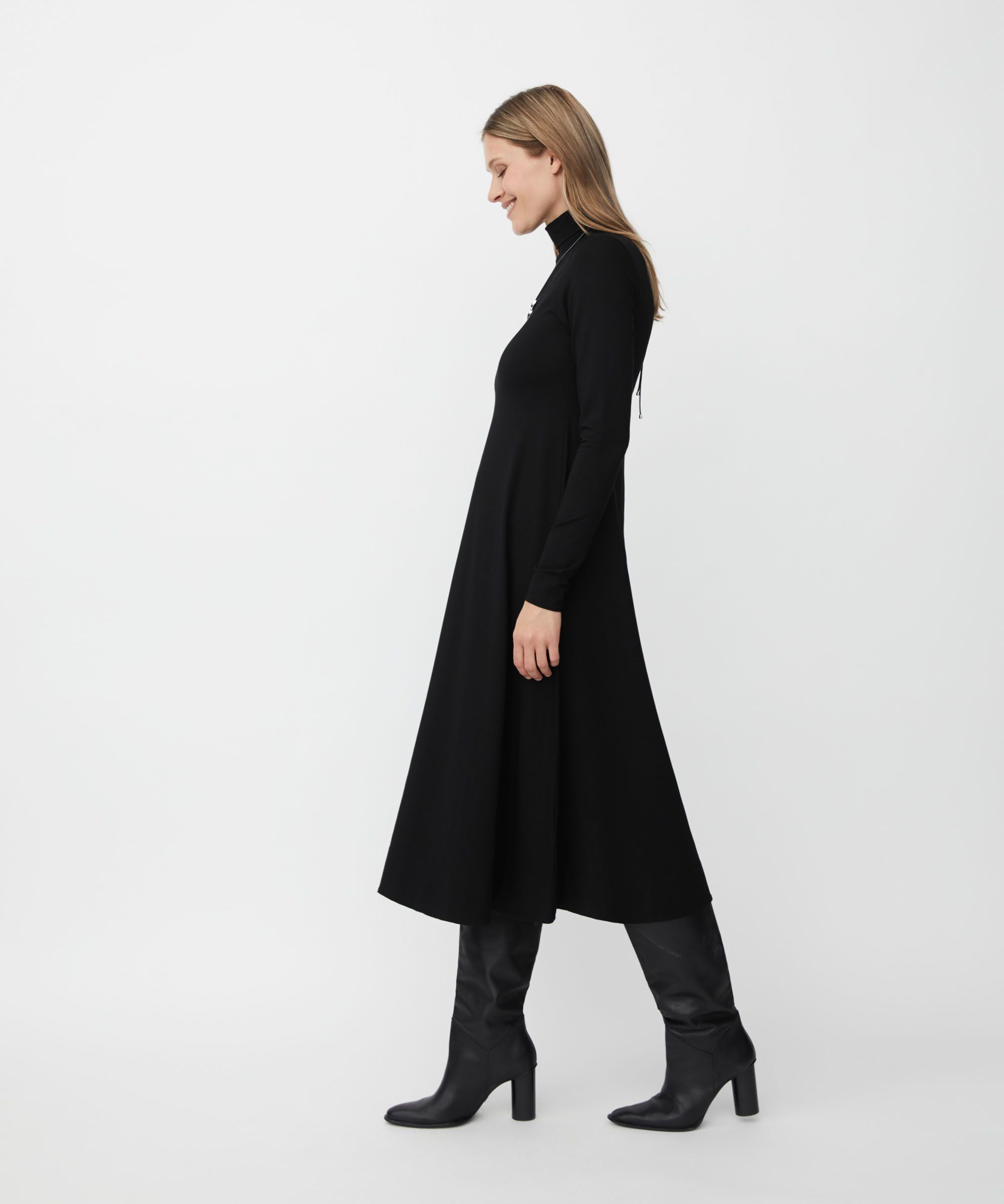 Nivessa JERSEY Klänning, Black